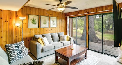 5 Mi to Lake Oroville: Huge Riverfront Home!