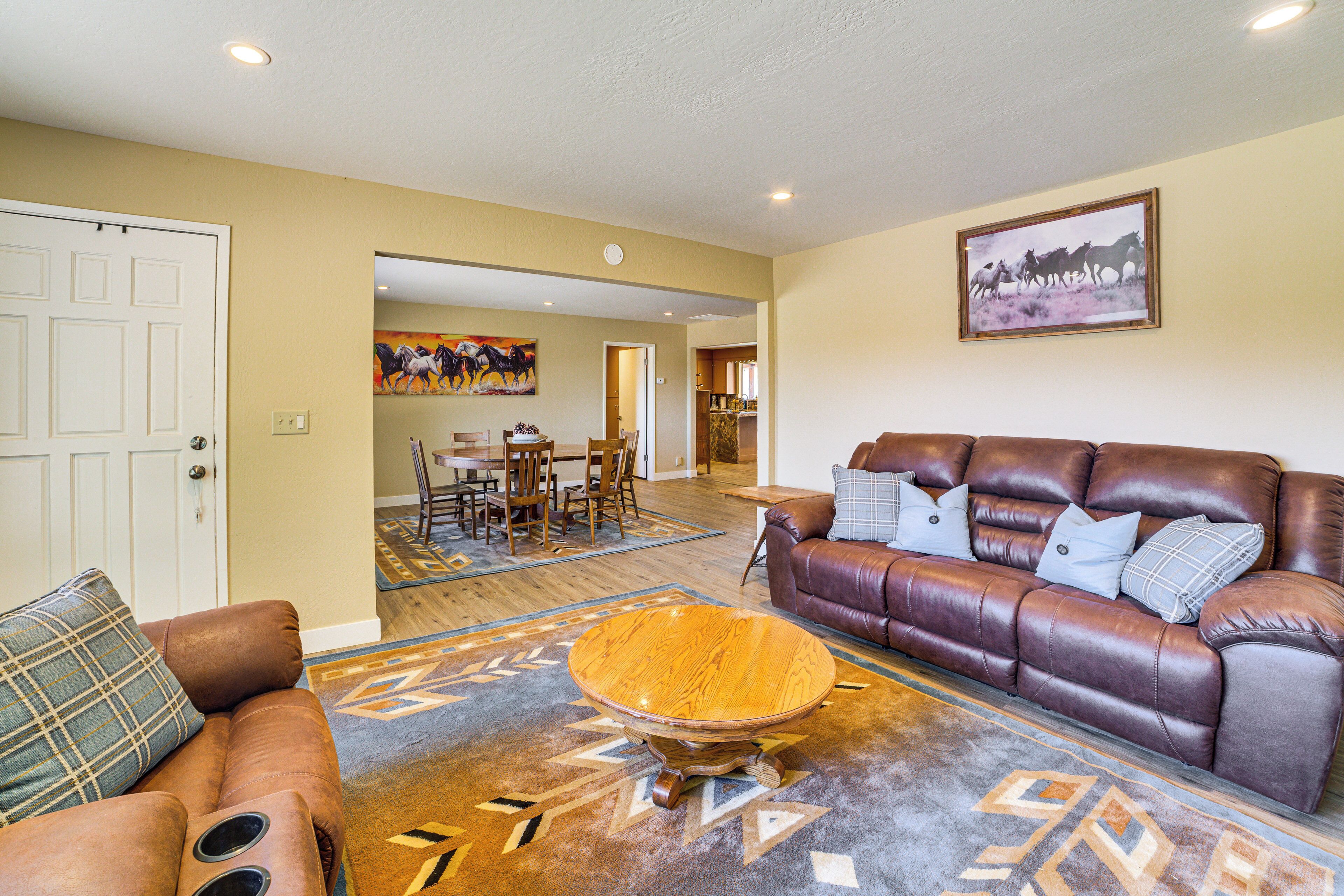 House (3 Bedrooms) | Interior