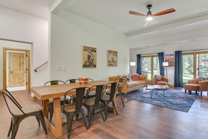 Rumah (5 Bedrooms) | Interior