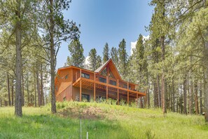 House (5 Bedrooms) | Interior - 3 Mi to Resort: Year-round Angel Fire Getaway! (Angel Fire)