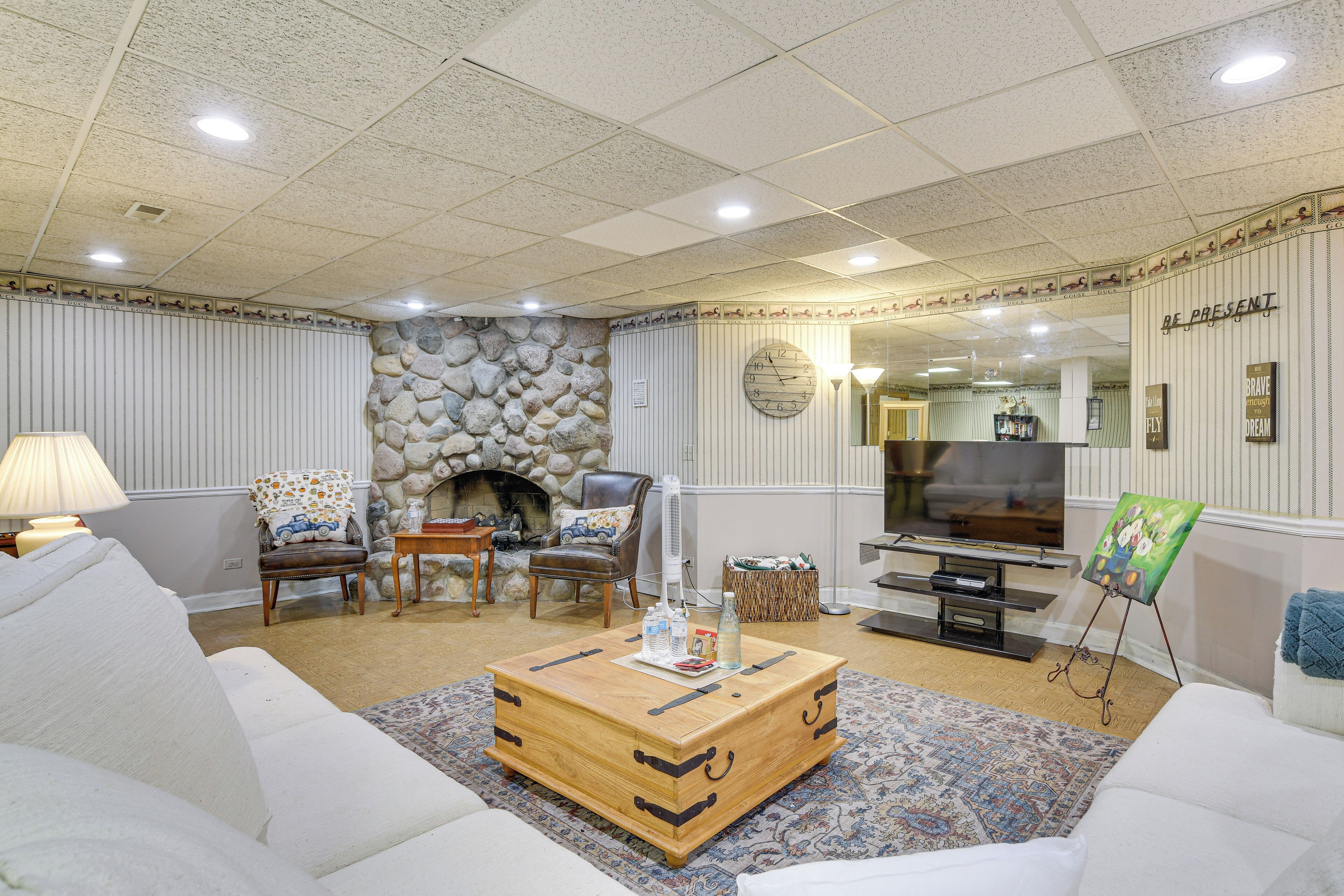 House (2 Bedrooms) | Interior