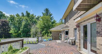 6 Shared Acres, Pool Table: Barrington Hills Apt!