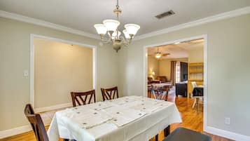 Casa (3 Bedrooms) | Parte interna