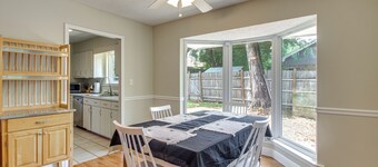 Shop, Dine & Visit Uwf: Pensacola Home w/ Yard!