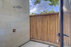 Villa | 5 hálószoba és internet