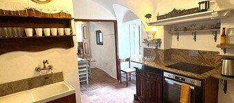 Apartment in the 14th century castle walls Vaulted ceilings Romantic Sleeps 3