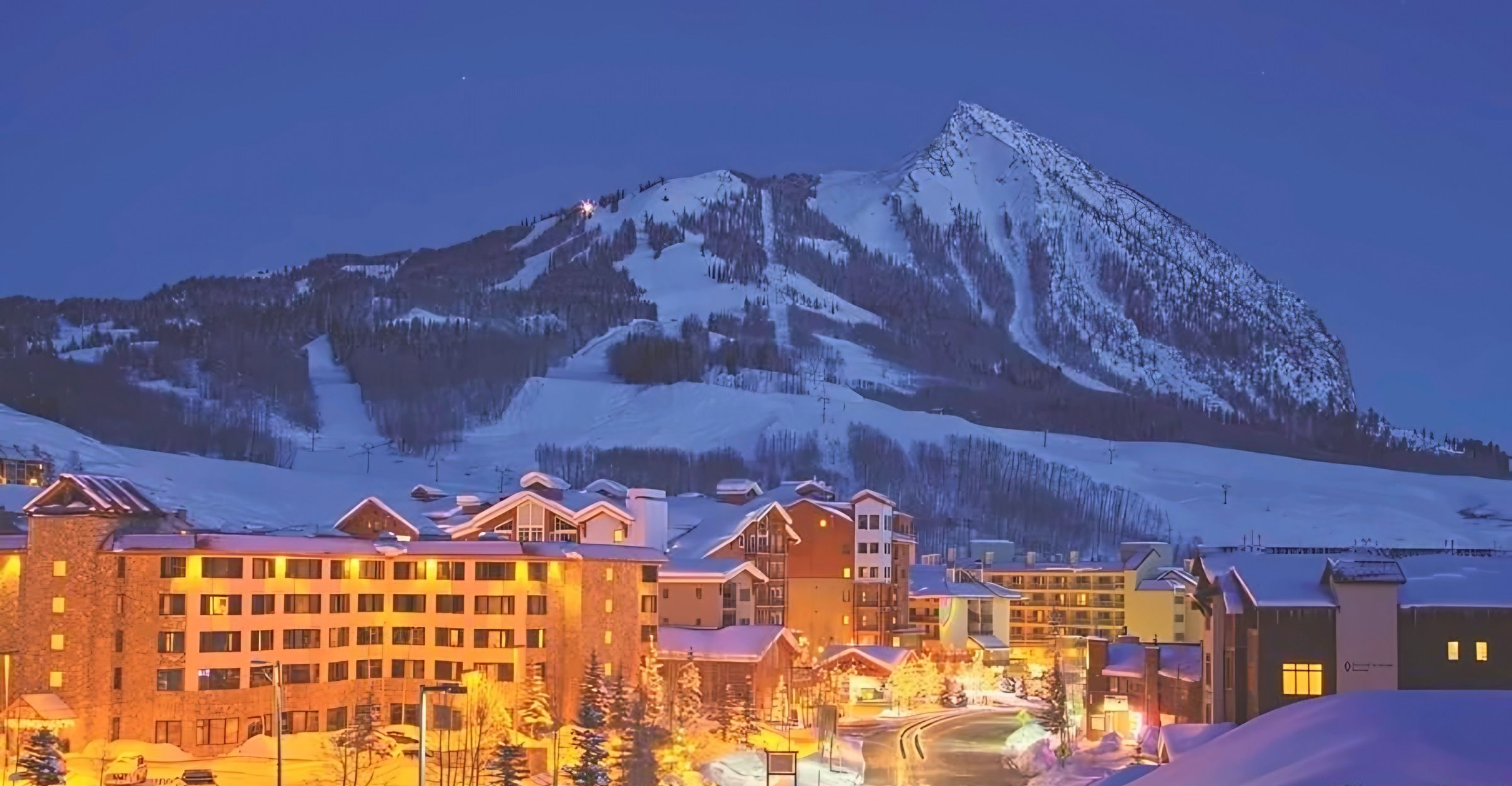 Nighttime in Winter  |  Listed with @BookTraverse

