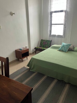 ห้องพักรวม, 5 ห้องนอน, สูบบุหรี่ได้, ระเบียง | 5 ห้องนอน