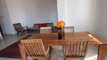 Shared Dormitory, 5 Bedrooms, Smoking, Balcony | Living area