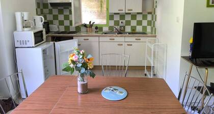 Studio perché dans la flore du haut Vallespir