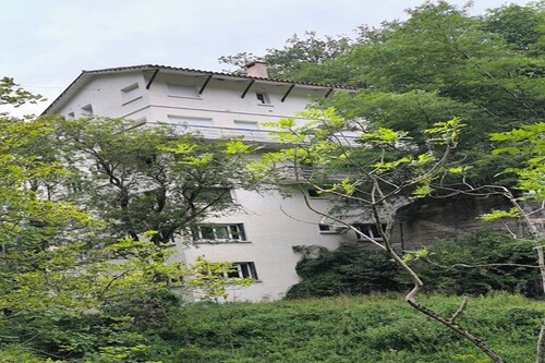 Studio perched in the flora of the High Vallespir