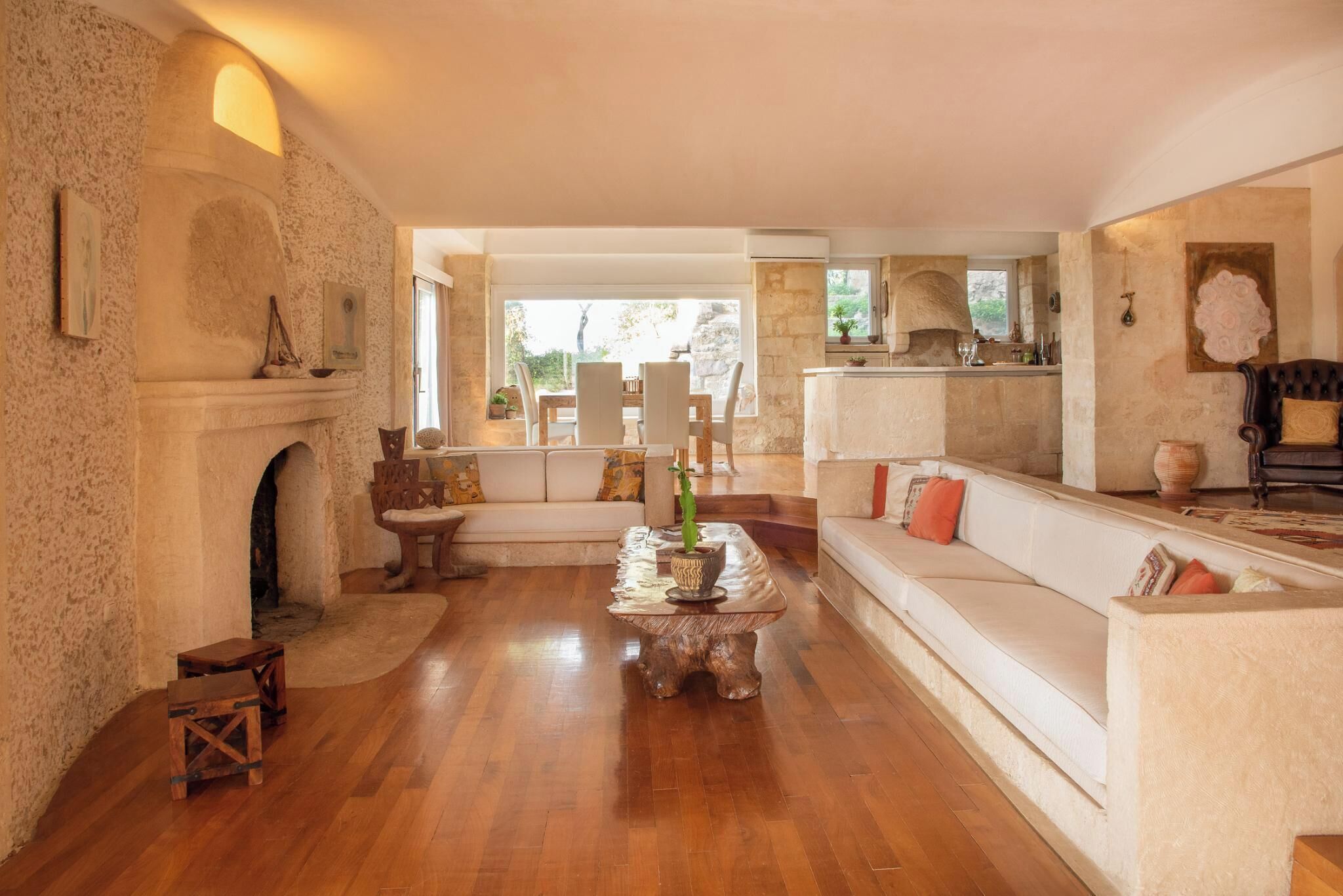 Classic Villa, Mountain View | Living room