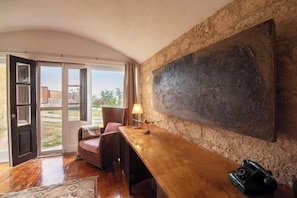 Vila clássica, vista para a montanha | Vista do quarto