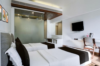 Collection O Limda Chowk Hotel Harmony