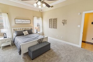 Casa, 3 habitaciones | 3 habitaciones y wifi gratis 