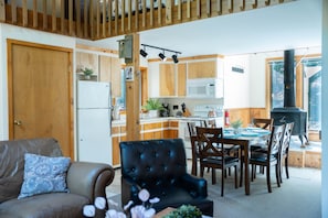 House, 2 Bedrooms | Interior