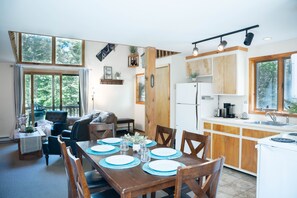 單棟房屋, 2 間臥室 | 用餐區