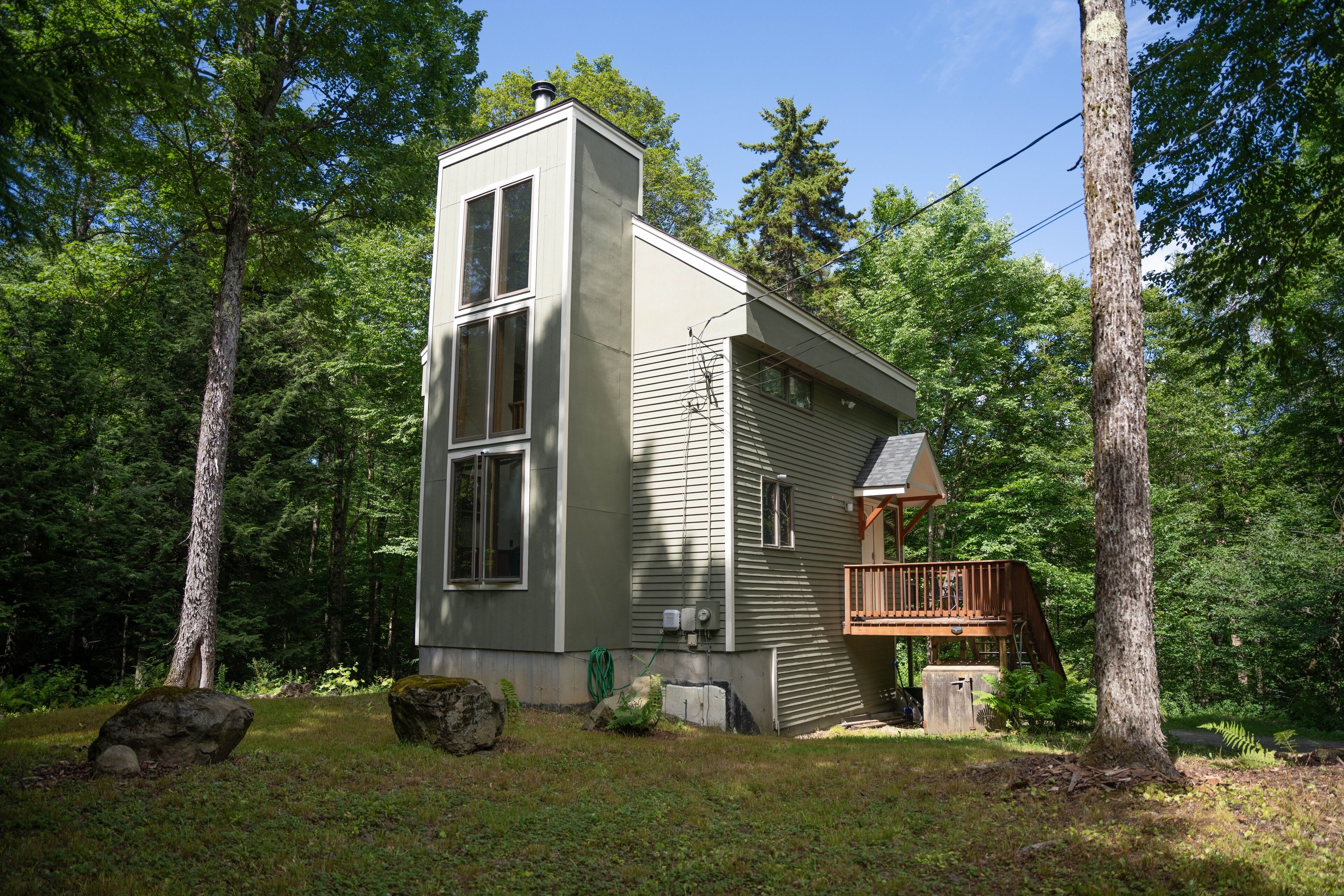 House, 2 Bedrooms | Exterior