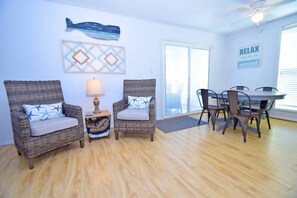 Leilighet, 2 soverom | Spiseområde