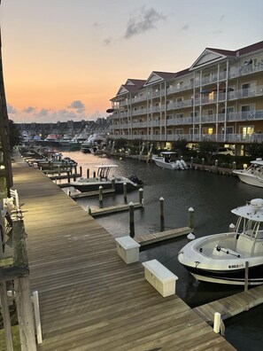 Condo, 2 Bedrooms | Marina