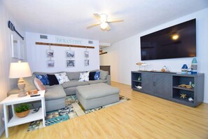 Condo, 2 Bedrooms | Living area | Streaming services