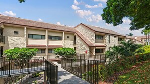 Condo, 2 Bedrooms | Property grounds - Big Island Keauhou Punahele E102 2 Bedroom Condo (Kailua-Kona)