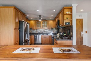 Leilighet, 2 soverom | Eget kjøkken | Kjøleskap, ovn, kaffetrakter/tekoker og brødrister