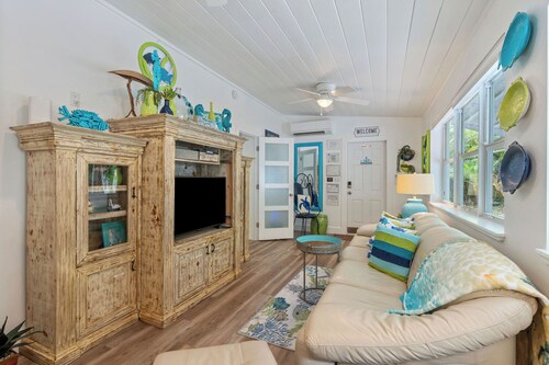 Charming and Cozy ,2/2 in Key Largo,Where Island Vibes and Adventures Await You.