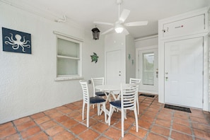 Interior - Charming and Cozy ,2/2 in Key Largo,Where Island Vibes and Adventures Await You. (Key Largo)