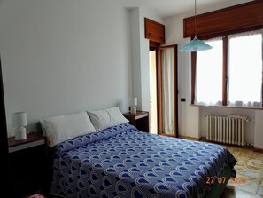 3 quartos, ferros/tábuas de passar roupa, Wi-Fi de cortesia