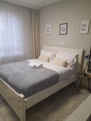 1 bedroom, iron/ironing board, Internet, bed sheets