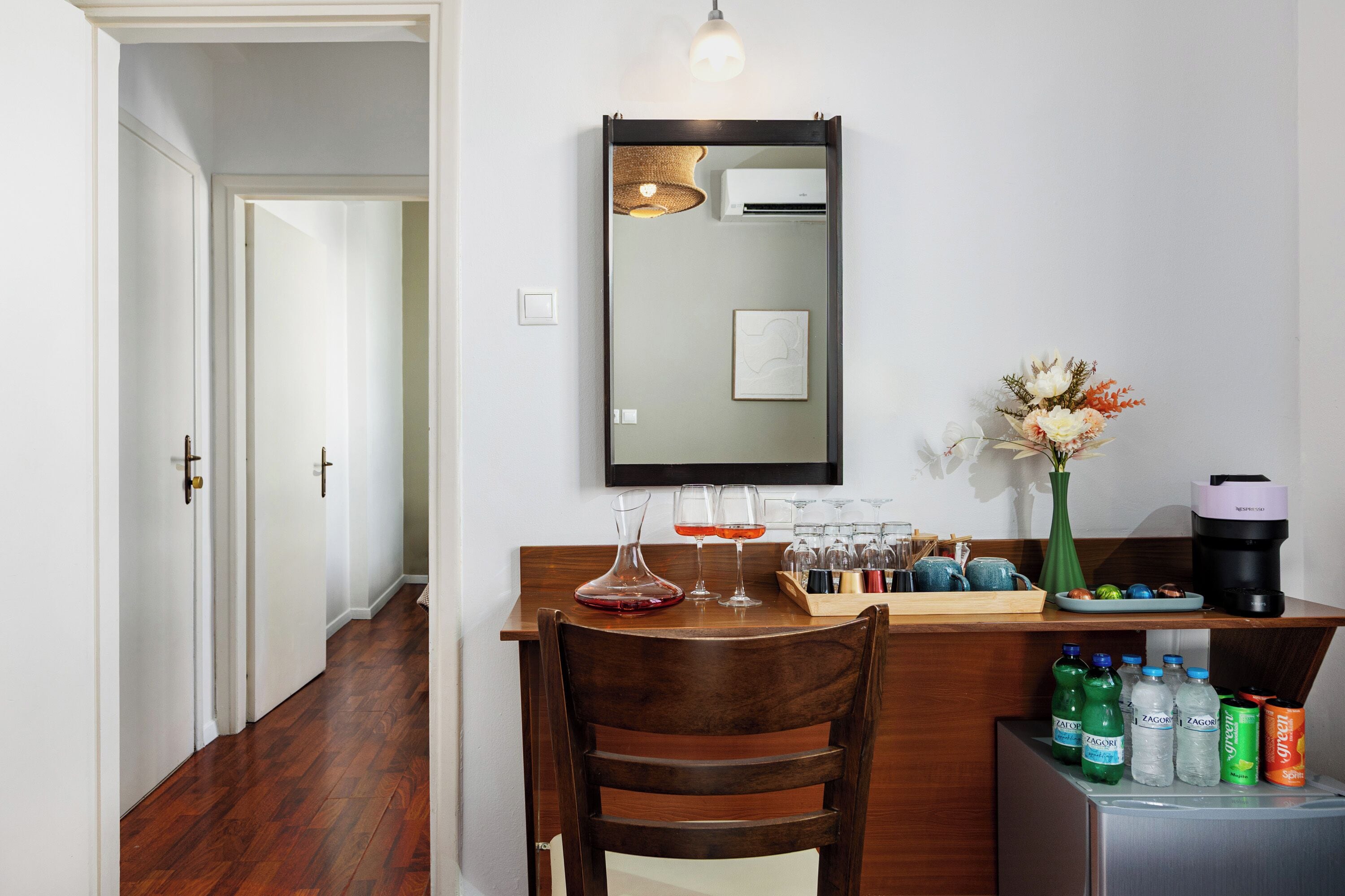 Familienapartment, Stadtblick | Schallisolierte Zimmer, kostenloses WLAN