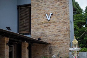 Apartment, 1 Bedroom, Balcony | Exterior detail