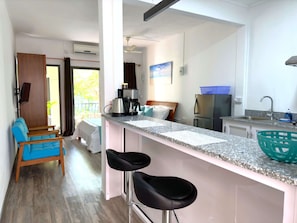 Standard Studio | Private kitchen | Electric kettle