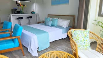 Superior Studio | In-room safe, blackout drapes, free WiFi, bed sheets