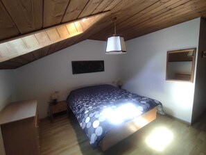 2 Schlafzimmer, Bettwäsche