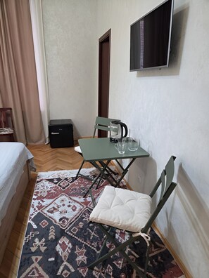1 bedroom, iron/ironing board, Internet - Old Balcony: Stay in Central Kutaisi: Private AC 1-Bedroom Apartment for Couples (Kutaisi)