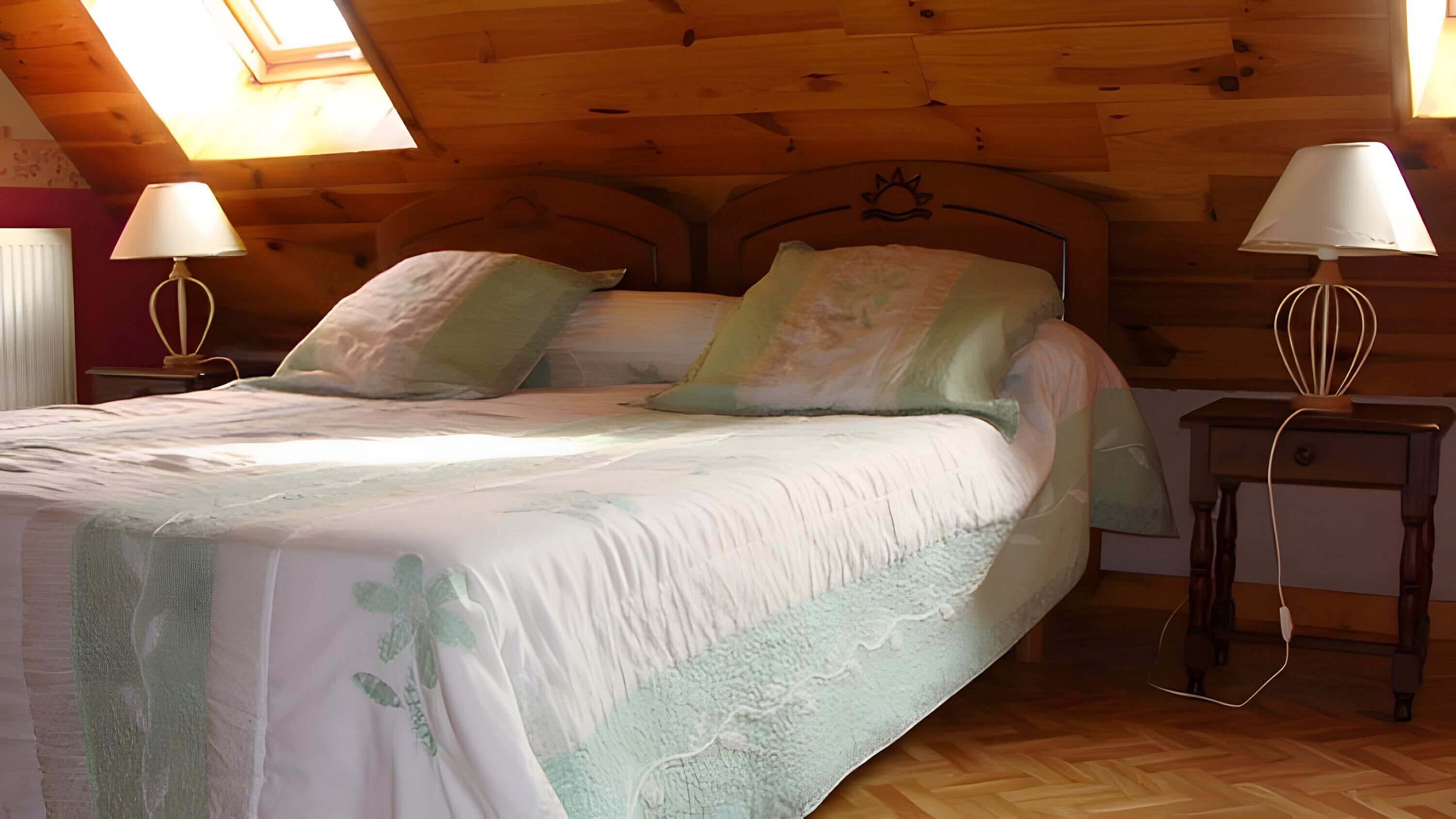 5 bedrooms, iron/ironing board, WiFi