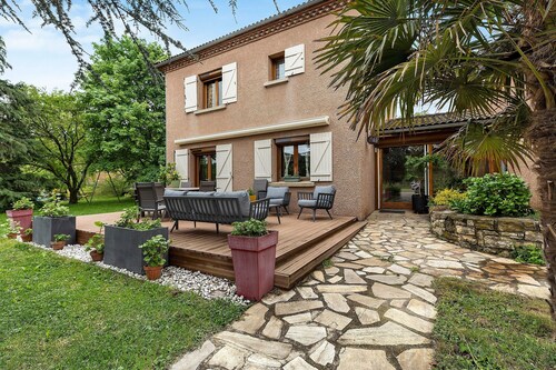 Gîte 'De La Fermette Aubépines' with Shared Pool, Private Terrace and Wi-Fi