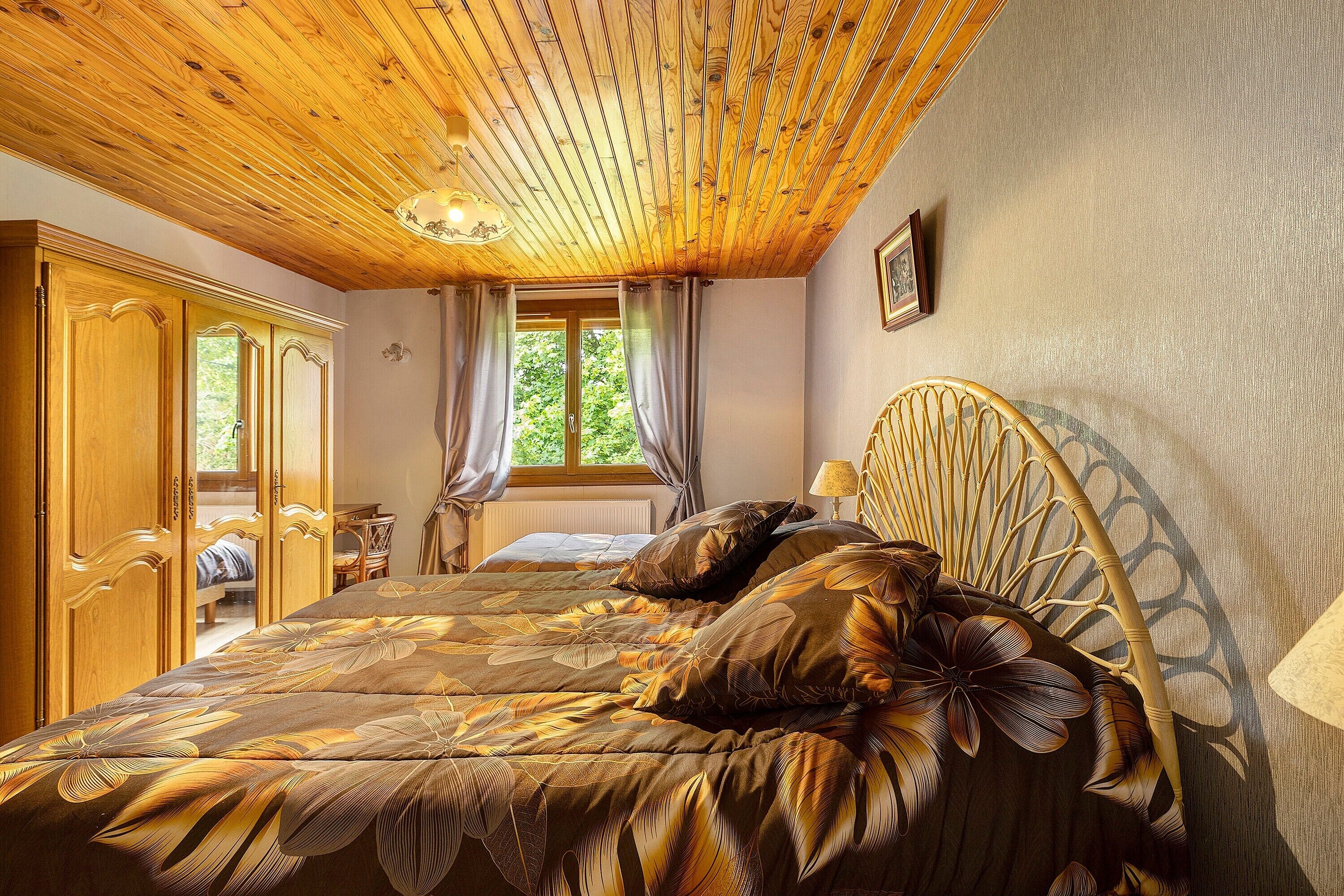 3 chambres, Wi-Fi, draps fournis