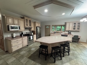 Microwave, oven, stovetop, dishwasher