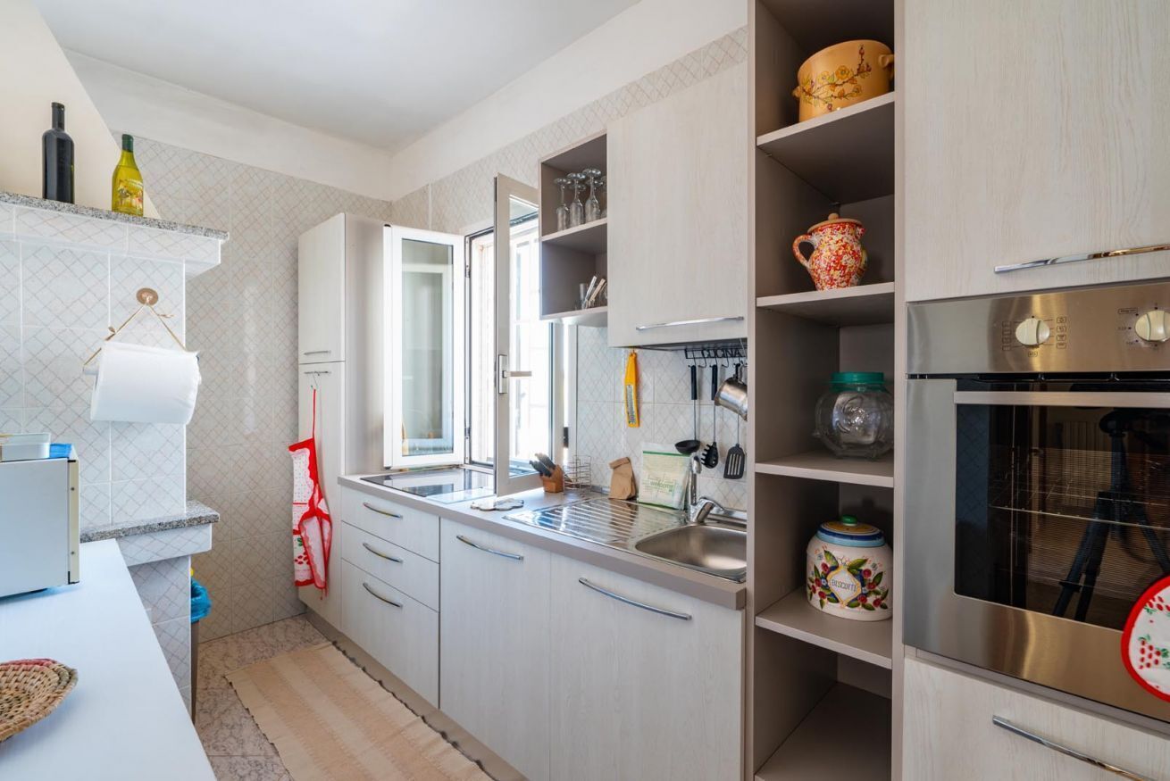 Kühlschrank, Mikrowelle, Geschirrspüler