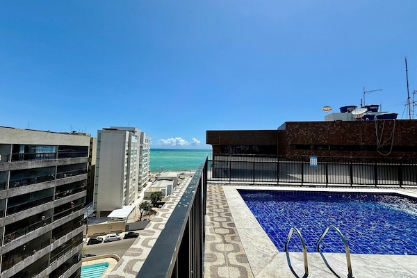Apartment | Pool | Outdoor pool