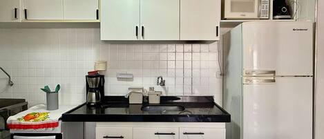 Apartment | Private kitchen | Fridge, microwave, oven, stovetop