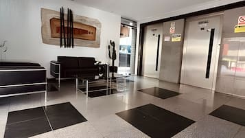 Apartamento | Vestíbulo