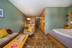 2 chambres, fer et planche Ă repasser