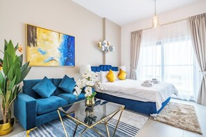 Down duvets, in-room safe, blackout curtains, soundproofing