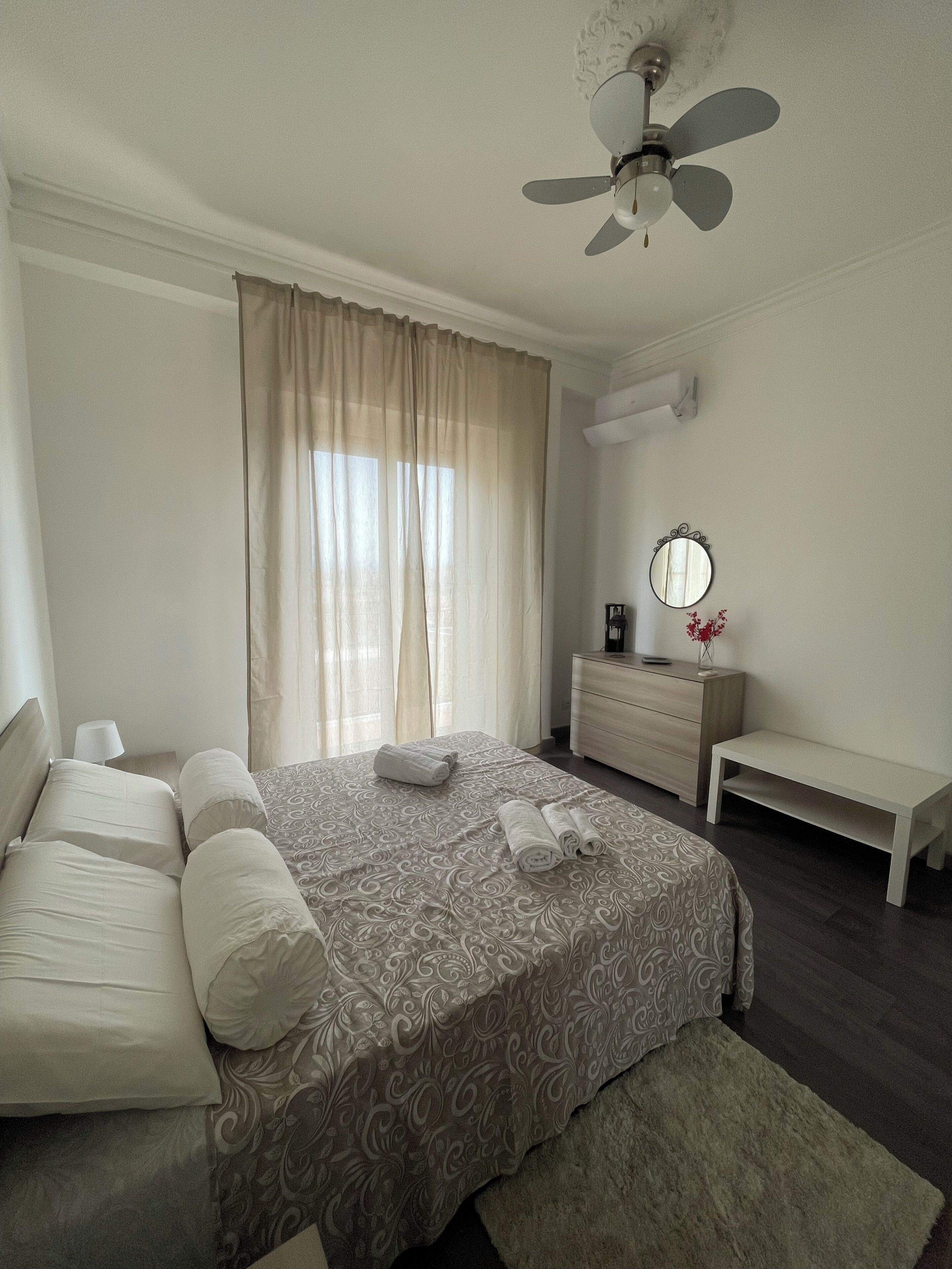 1 soverom, strykejern/-brett, wi-fi og sengetøy