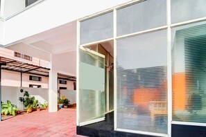 House | Exterior detail