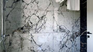 Villa (Four Bedroom Villa) | Bathroom | Shower, towels